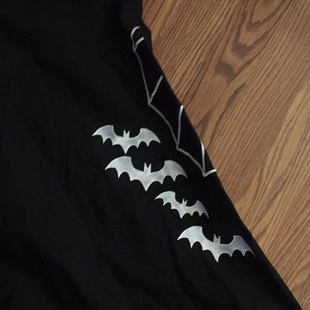Spider web dress - Picture 3 of 4